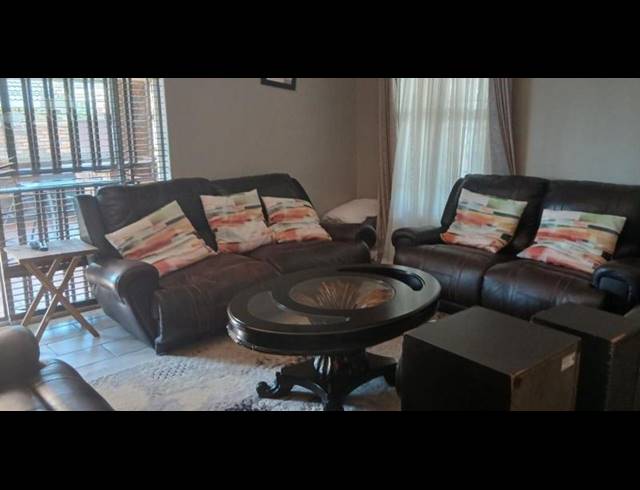 4 BEDROOM HOUSE FOR SALE IN TERENURE